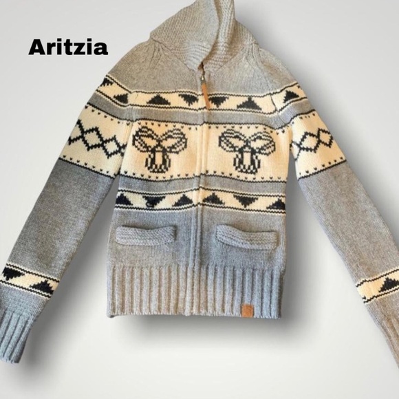 TNA aritzia zip up hoodie/ sweater turtle neck grey,white and black Lambswool - Picture 1 of 3